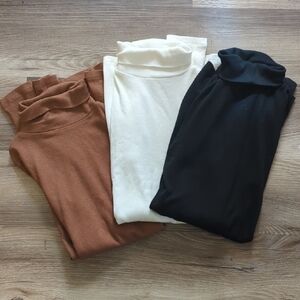 a new day Ribbed Turtleneck Top in Brown